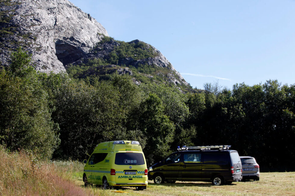 Nødetatene har tatt seg opp til Hanshallaren på Strøm.