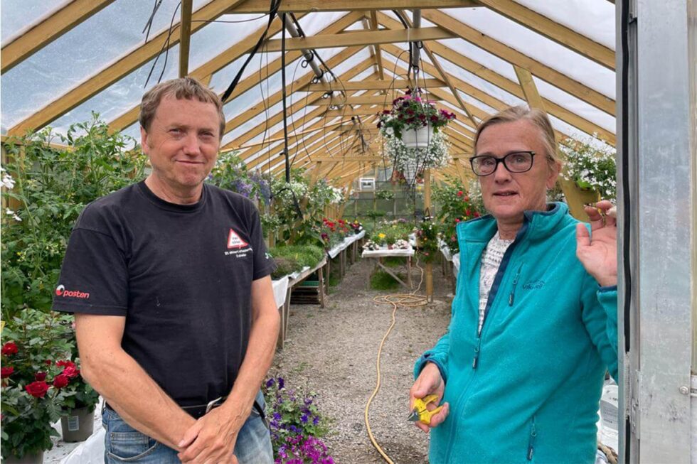 Kjell og Grete lein driver gartneriet sammen med datteren Sila.