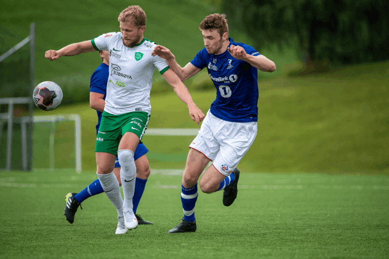 Ola Kristian Dahle Høstland har aldri vært instruktør for Tine fotball skole før, men har vært med ett par ganger i Namsos når han var mindre.