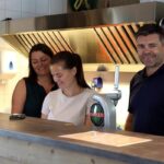 (t.v) Monica Rakvåg og datteren Synne Rakvåg Vesterdal. (t.h) Geir Håvard Korsnes.