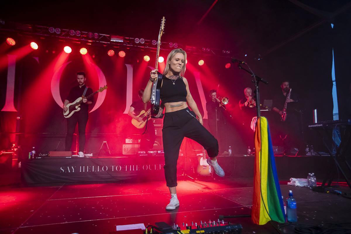 - Vi skal kjempe v&aring;r kamp, sier Tora Dahle Aag&aring;rd. (Foto: &Oslash;yvind Malum, Steinkjerfestivalen)