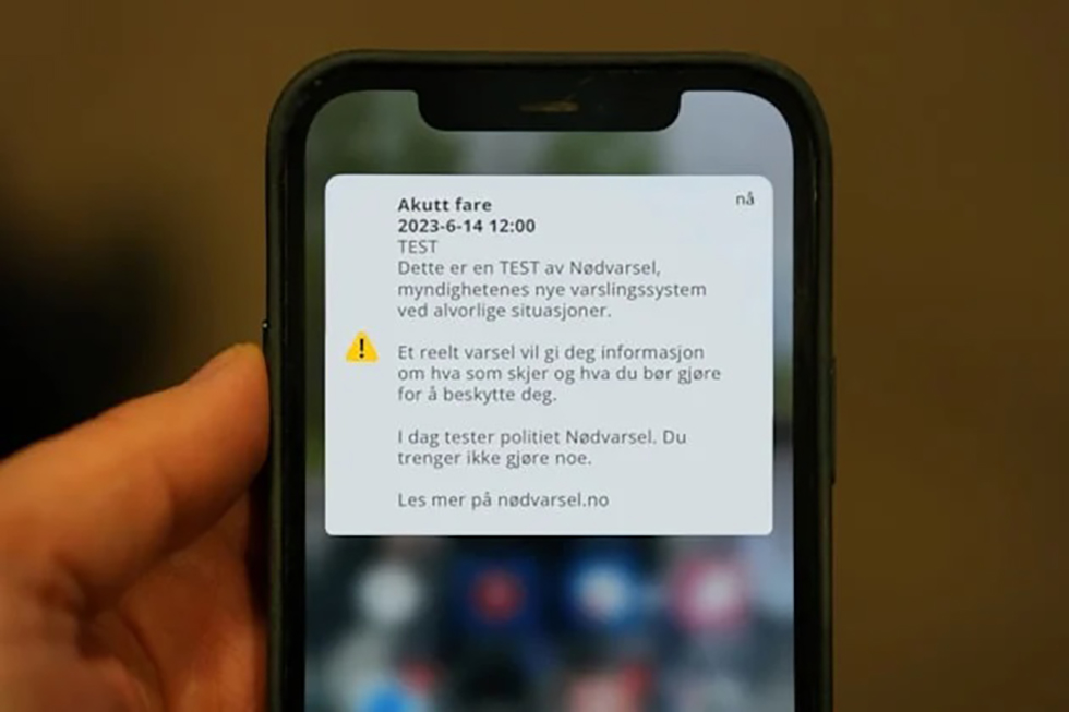 Ei slik melding sendes ut til alle landets mobilbrukere onsdag rundt klokka 12.