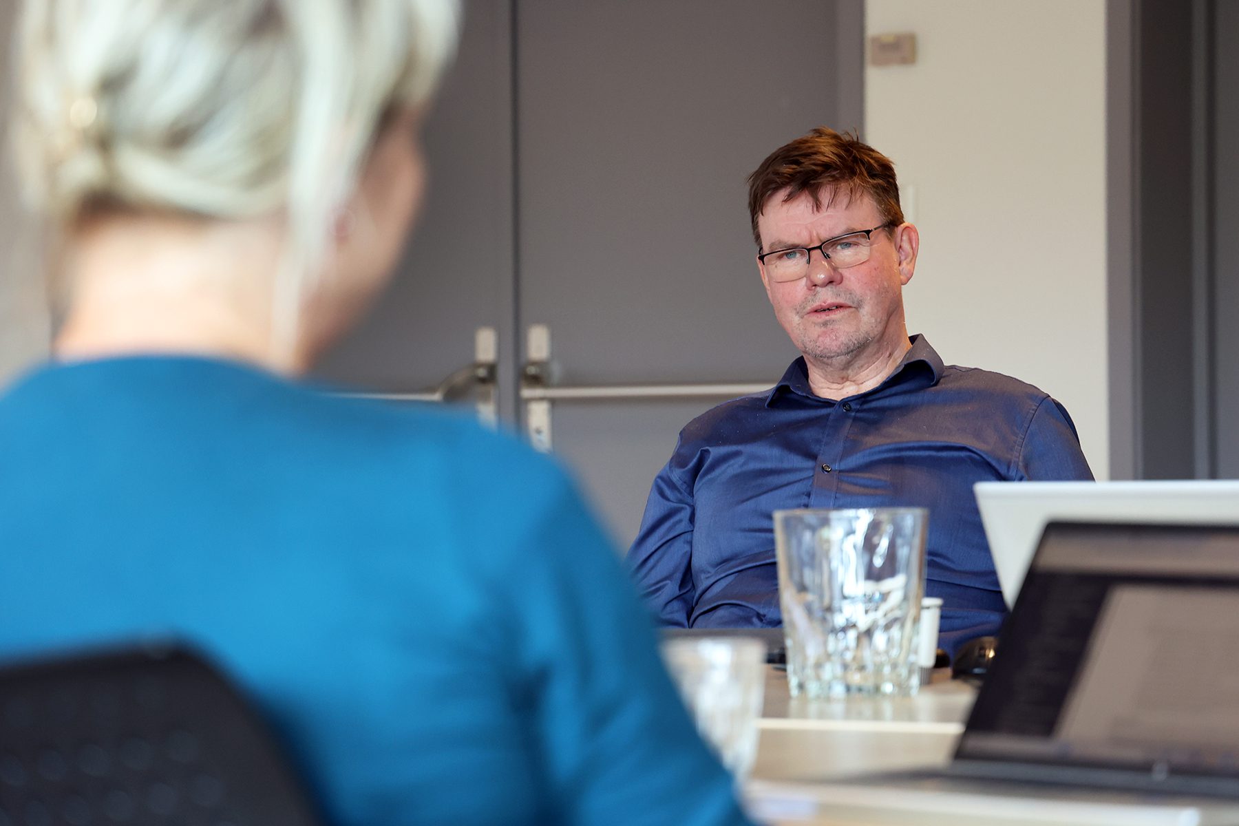 Skal vurdere å skjerme helse-ansatte - Flatangernytt