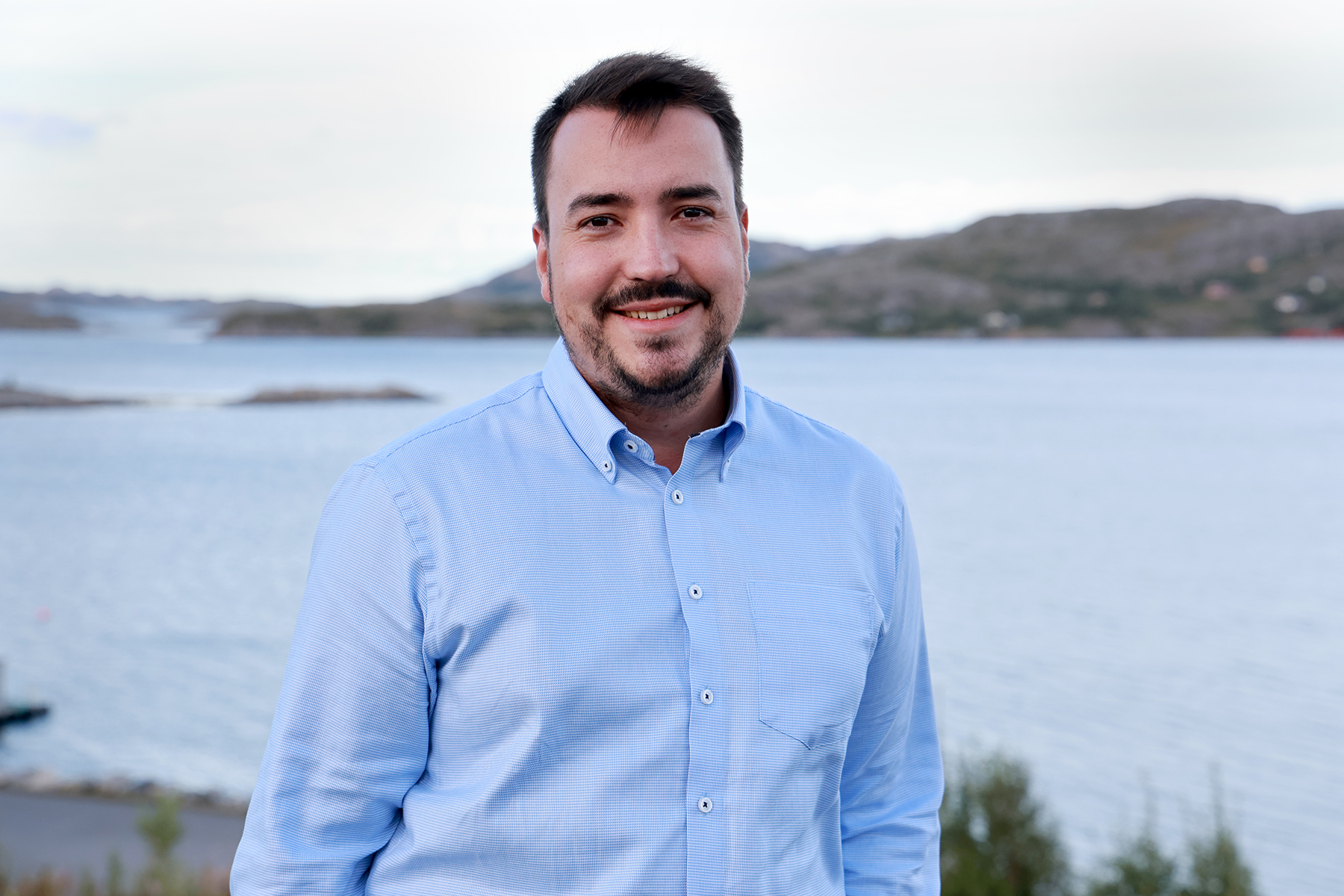 Mats Henriksen fra Frp kommer inn på Stortinget, slik tallene viser i 22.30-tida.