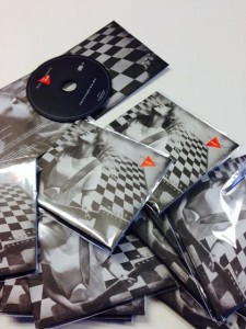 Den nye EP-en er klar for lansering, og salget starter lørdag.