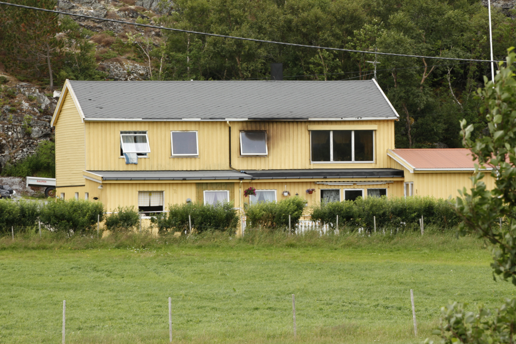 Hele huset var fylt av røyk, og de innvendige skadene er store etter brannen.