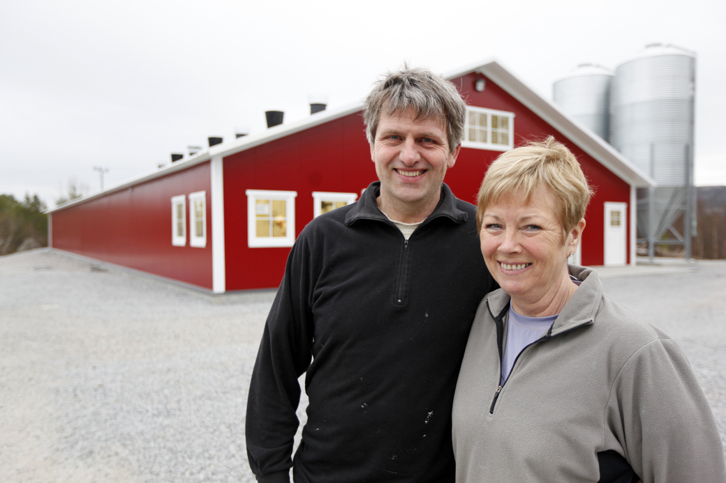 Jon Ivar Lindseth og Ragnfrid Holberg Lindseth tror folk må ha mat også i framtida, og er ikke redde for å satse.