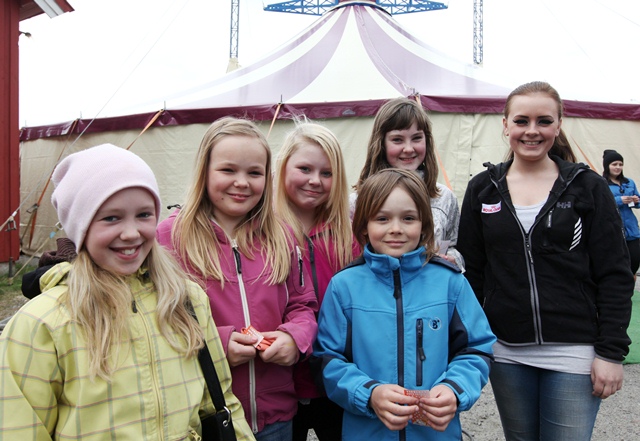 Jenter med forventning