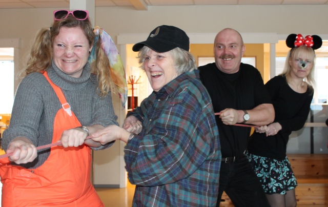 De voksne kjempet innbitt før de skjønte at slaget var tapt…