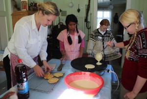 Lapper ble laget på gammeldags vis.
