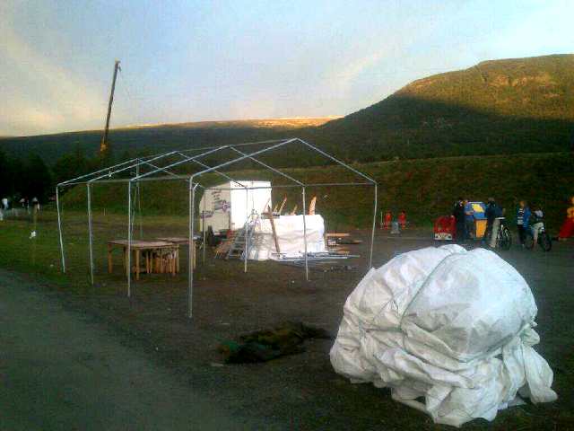 Oppryddingsarbeidet gikk fort, og dette var situasjonen lørdag kveld. (Foto: Espen Lindseth Havstein)