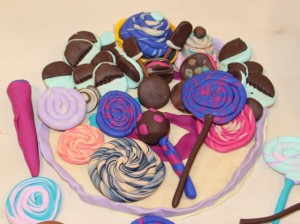 Fristende for øyet, men dessverre var disse godbitene av fimo-leire..