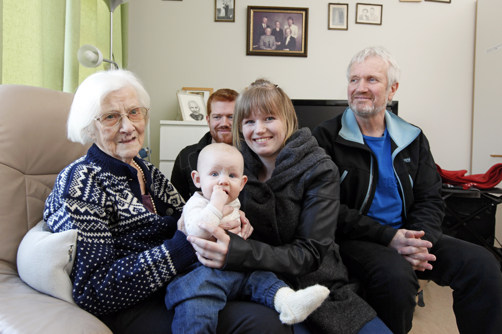 Hjørdis med familien2_web