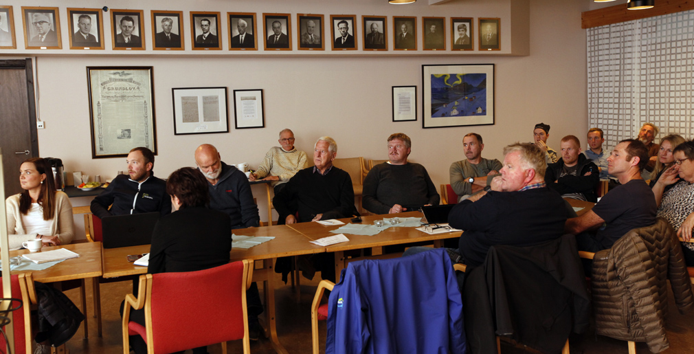 Det ekstraordinære årsmøtet i idrettslaget samlet 35 personer.