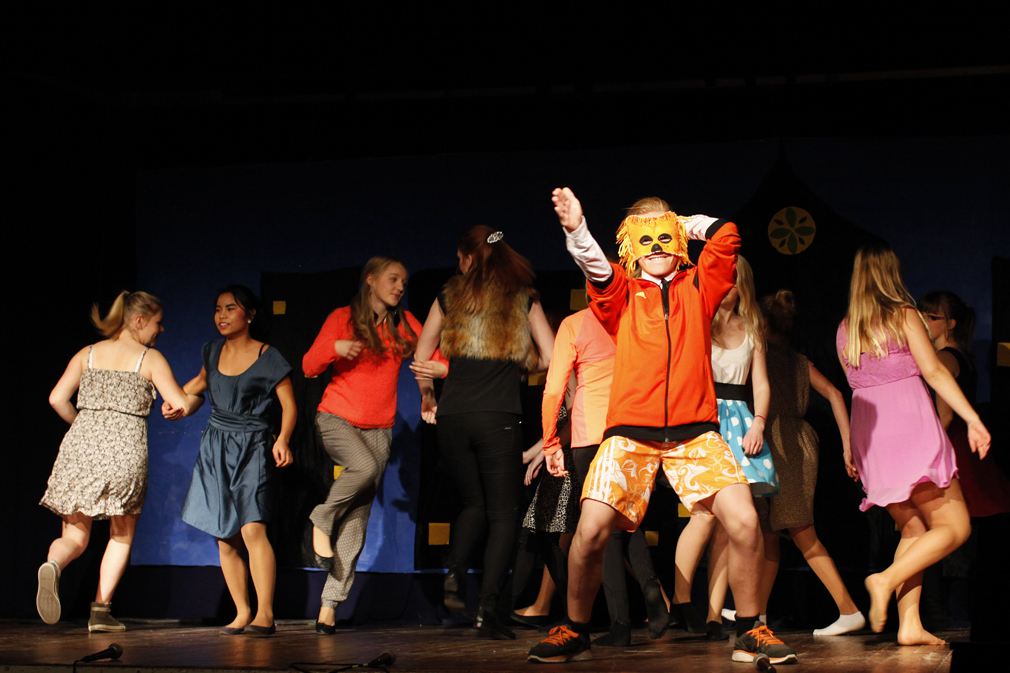 Flott dans til "Hakuna Matata", og sannelig dukket ikke Løvenes Konge også opp....