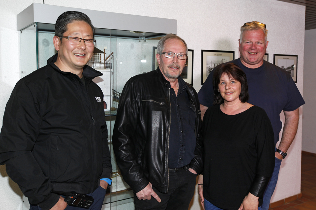 Politikerne vil følge folkets råd, og dermed vil Flatanger bestå som egen kommune. De som deltok i direktesendinga i Flatangernytt, fra venstre: Lars Haagensen, Reidar Lindseth, Ingunn Eikeseth Torgersen og Arne Skorstad.