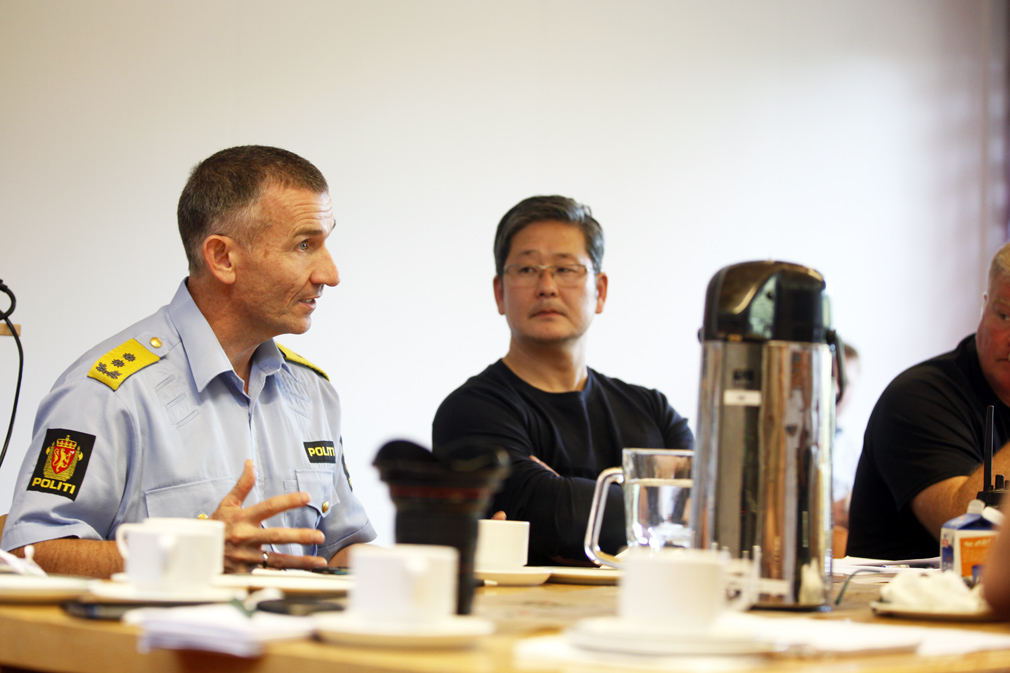 – Vi har en stor jobb å gjøre for å utvikle et nærpoliti som fungerer like bra, og helst bedre, enn i dag, sa politimester Nils Kristian Moe til Lars Haagensen (Frp) og de øvrige i formannskapet.