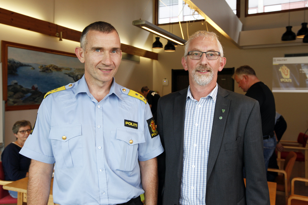 Trøndelags nye politimester, Nils Kristian Moe, møtte tirsdag ordfører Olav Jørgen Bjørkås og formannskapet for å diskutere nærpolitireformen.