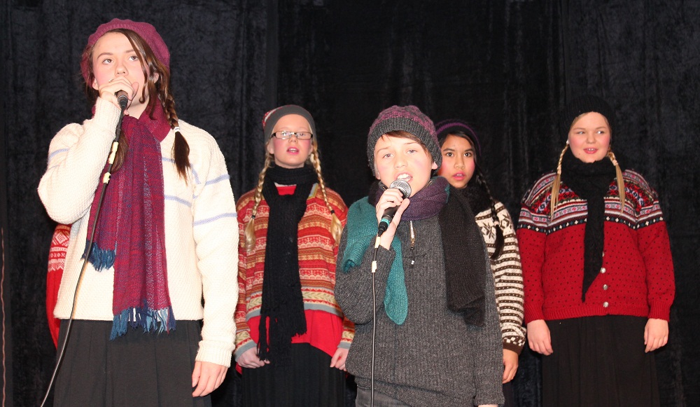 Christian Hanssen og Linde Bjørkås i duett.