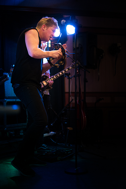 Jens Martin Olsen gir som vanlig alt på scenen. (Foto: Stian Holmen Lein)