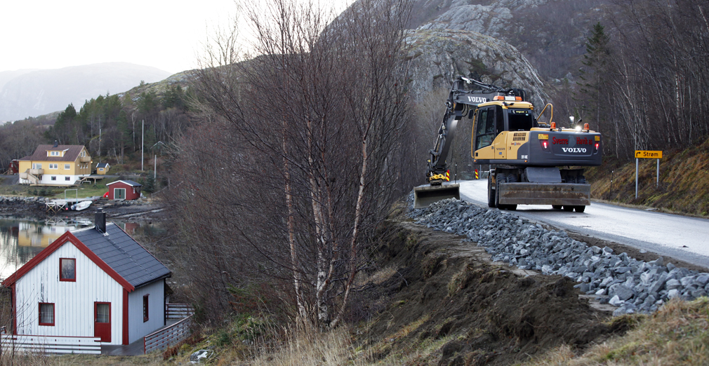 Den farlige strekningen i Einvika får nå autovern.