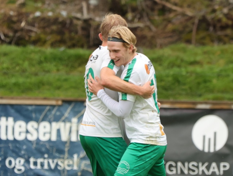 Nicolai For&aring;s med 1-0 til Flatanger.