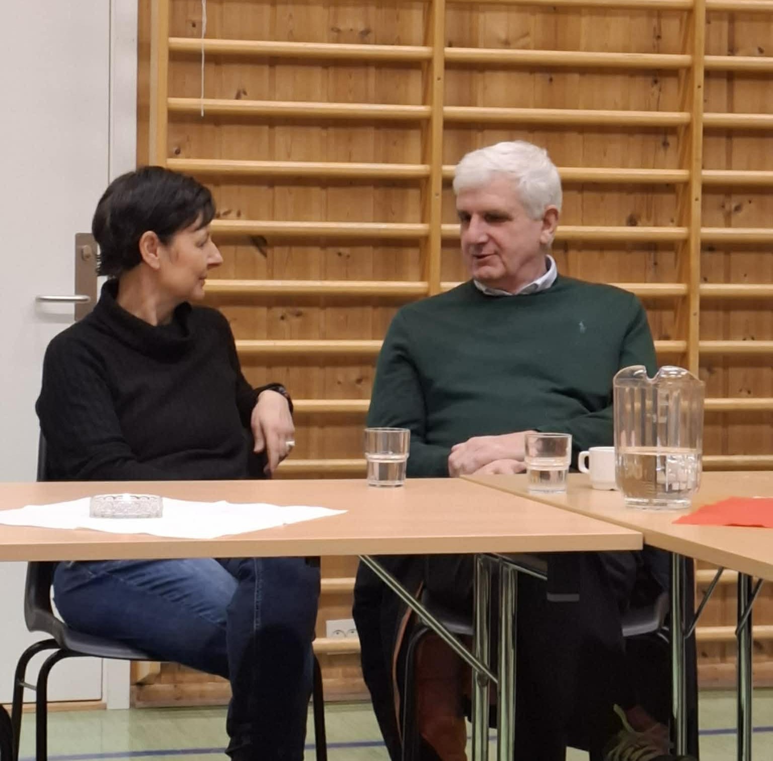 Anja Dietze og Trond Strøm hadde mye godt å mimre over fra de 16 årene i bygda. Foto: Privat.