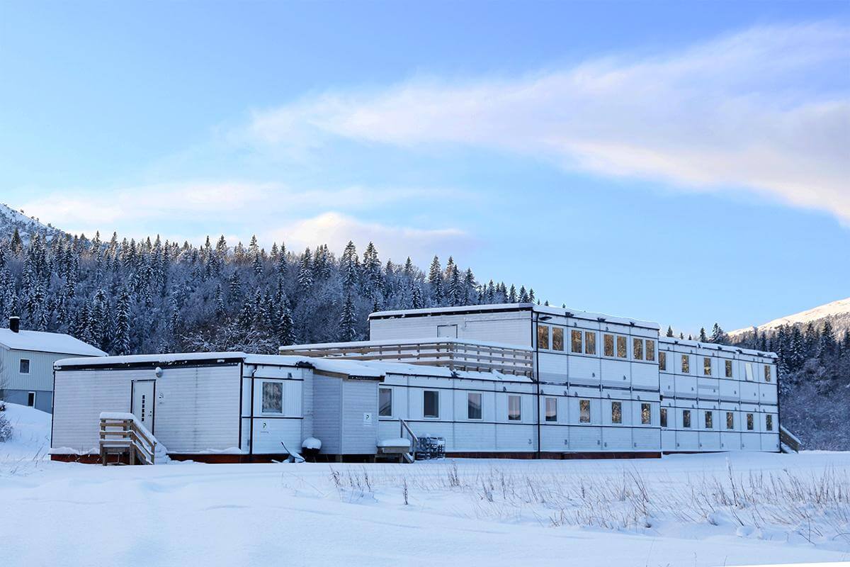 Brakkeriggen på Jøssund må antakelig utvides for å gi plass for flere arbeidere når montering av vindturbinene starter.