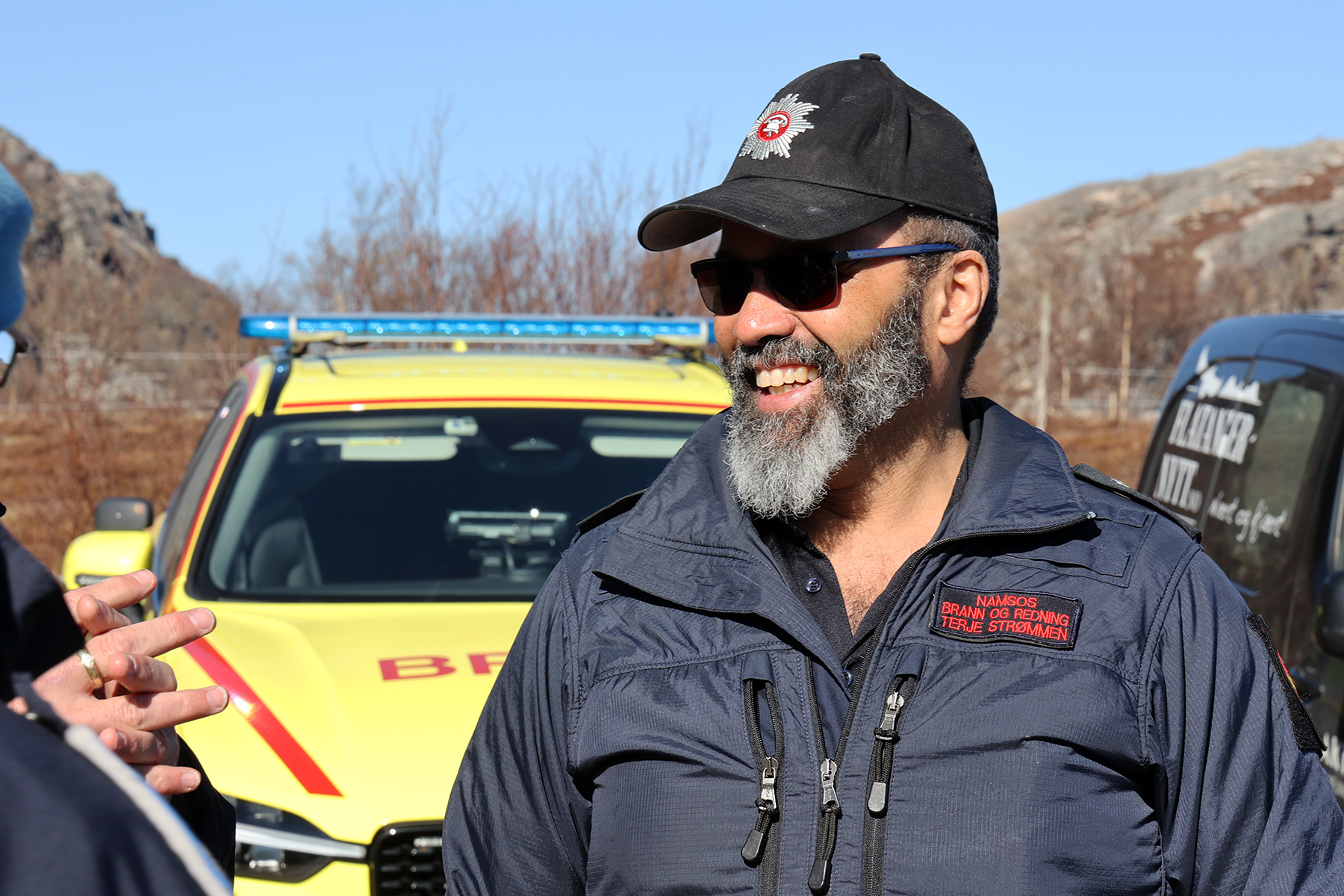 Uten innsatsen fra Terje Str&oslash;mmen og hans kolleger, ville ungdomshuset p&aring; H&aring;rnesmoen ha brent ned!