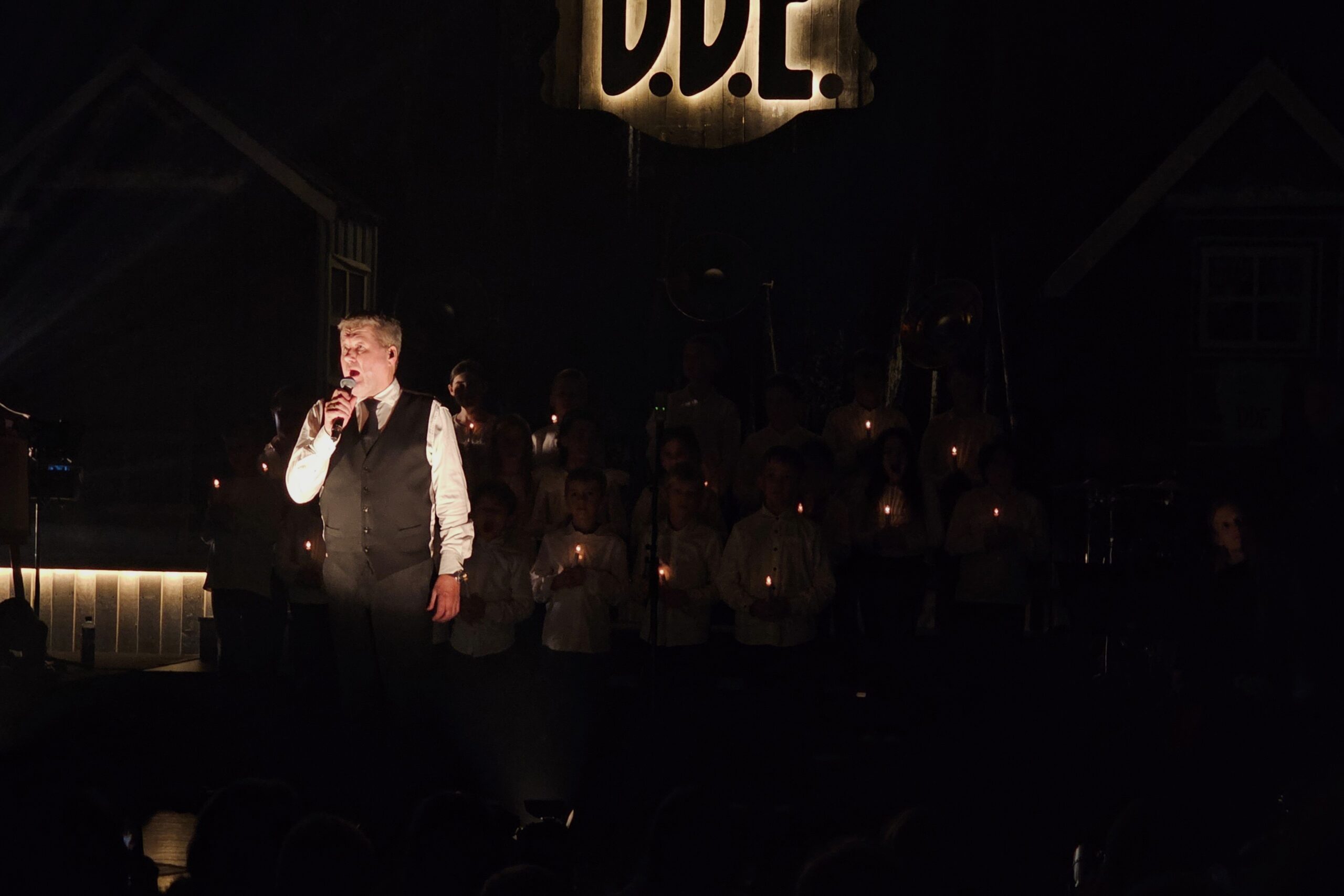 Konserten ga en stemningsfull pause i desemberstria. Foto: Mari-Liis Olsen.