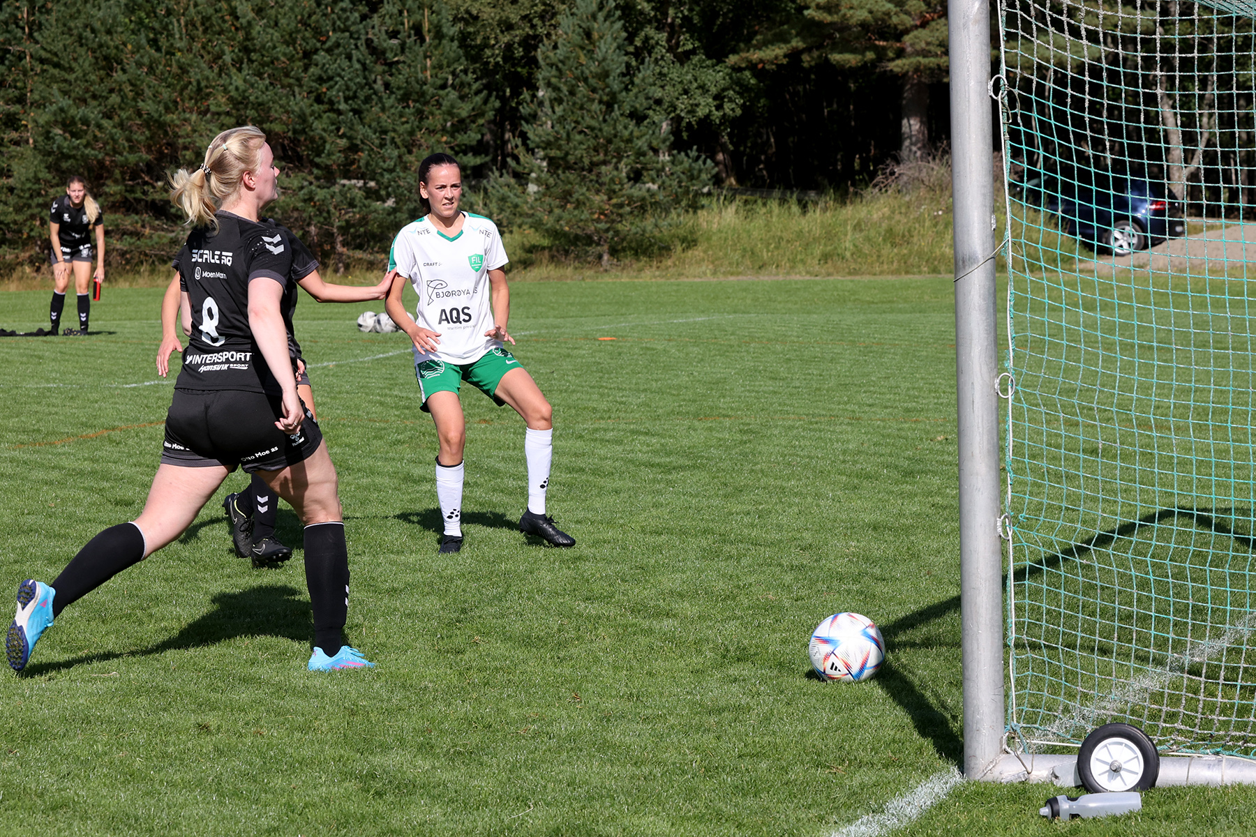 Charlotte Lein setter 2-0.