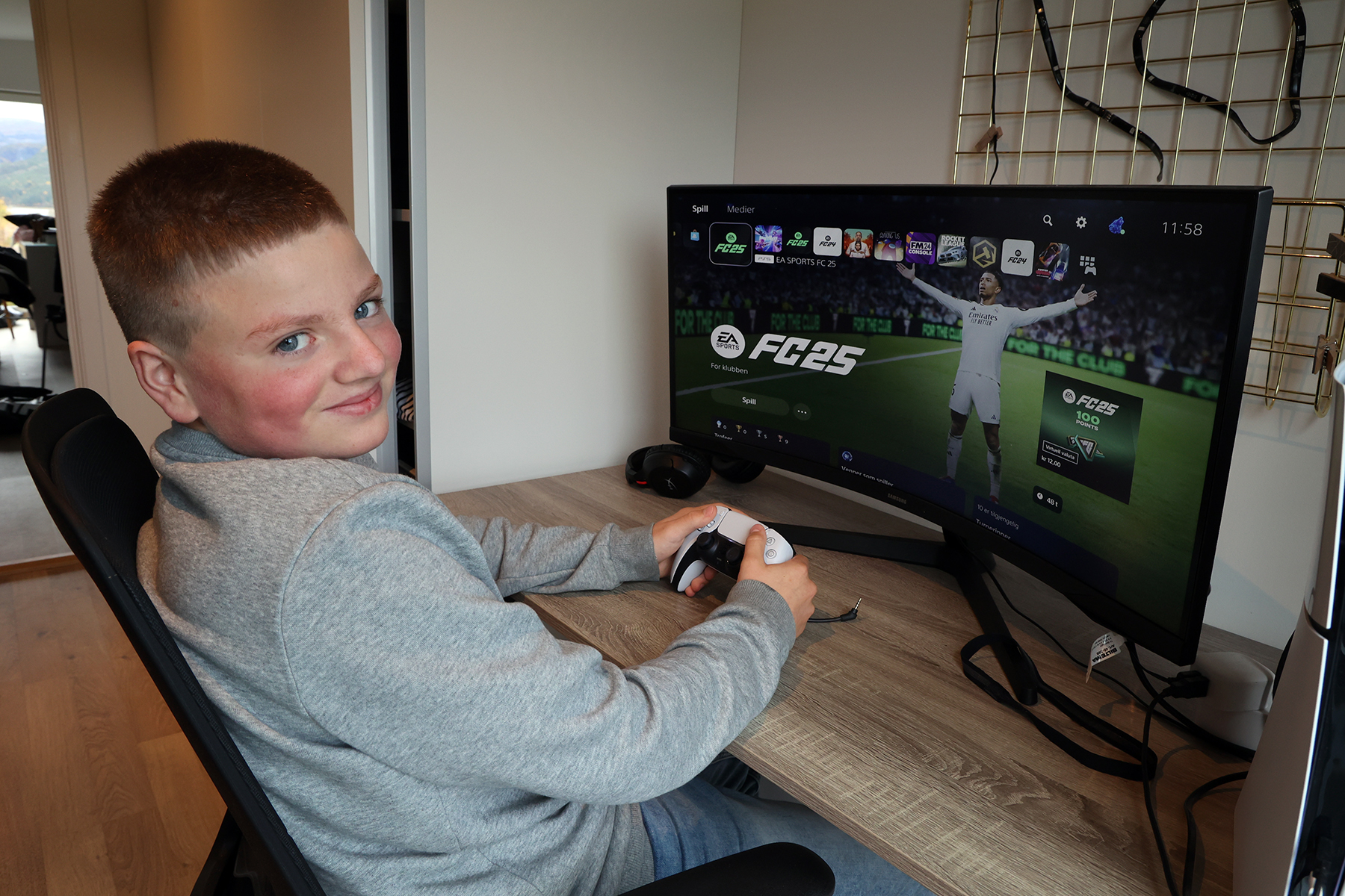 - FIFA er favorittspillet, sier Edvin.