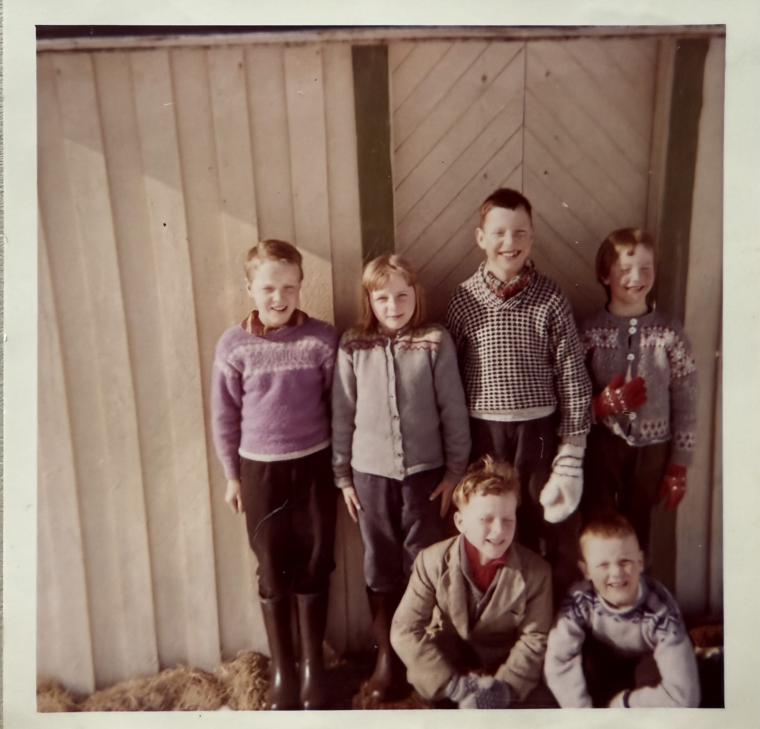 Elever p&aring; trammen, Hilstad skole. Foto: Privat. 