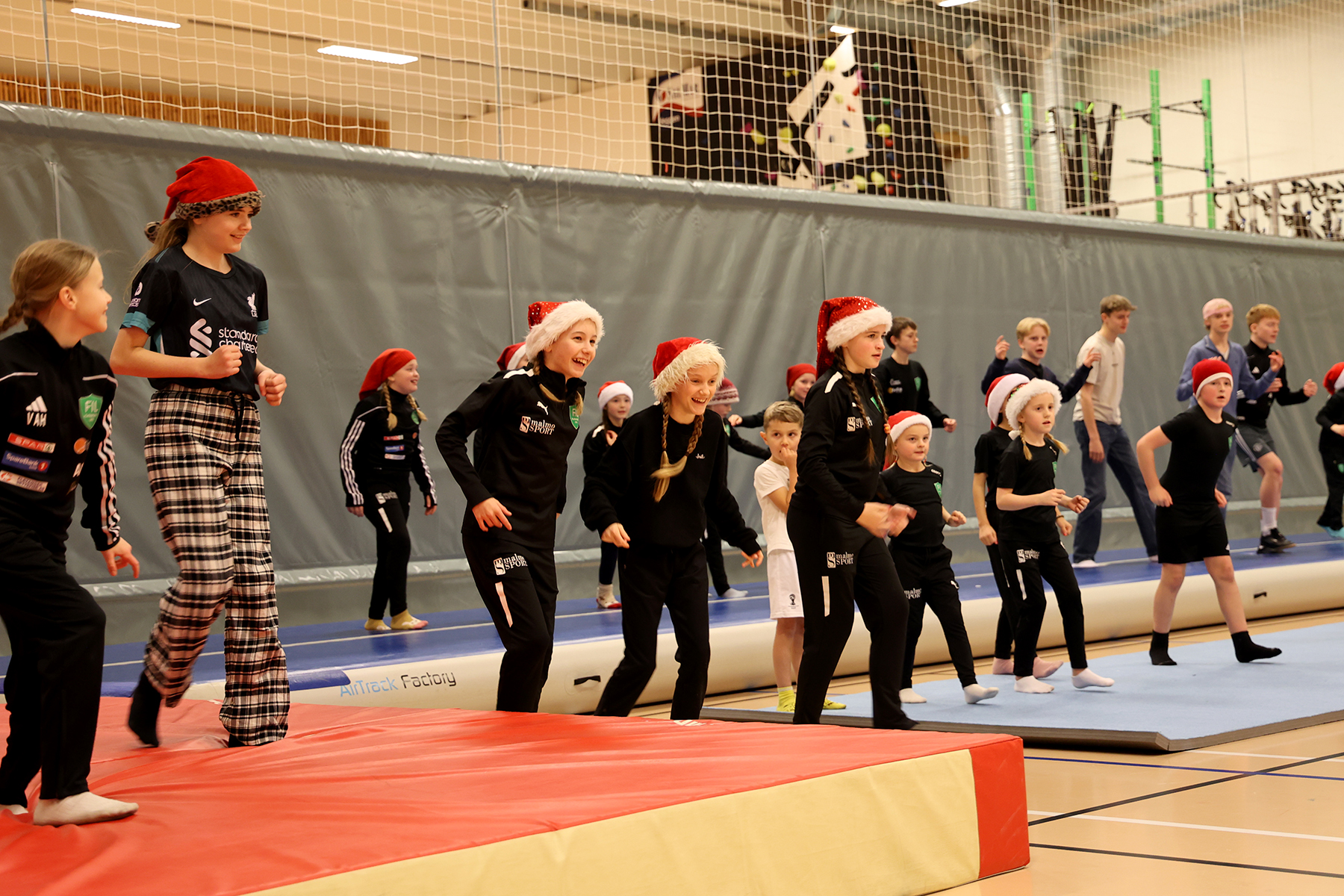 Turnerne s&oslash;rget for julestemning!