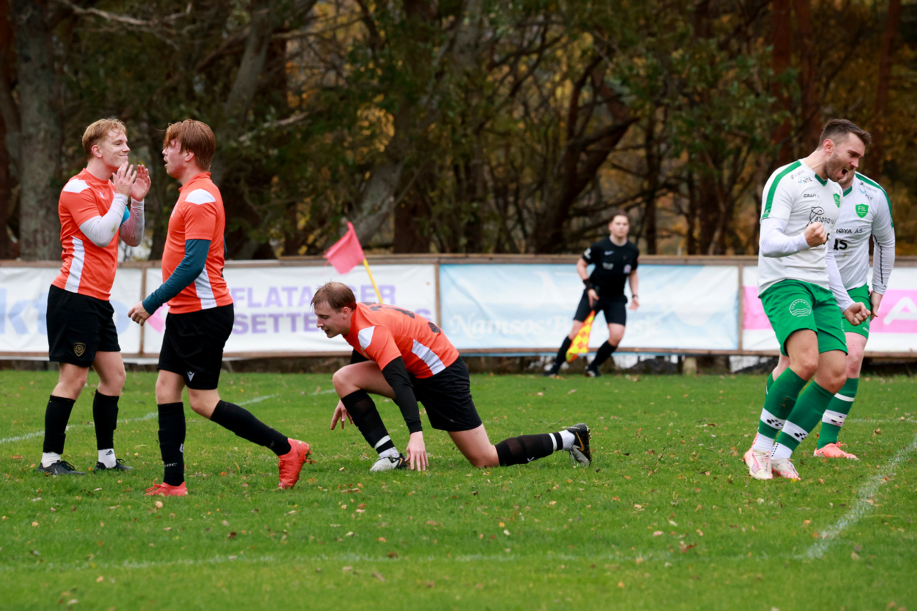 Thomas Einvik satte det viktige 2-1-målet. Han var storfornøyd. Det var ikke Levangerstudentene...