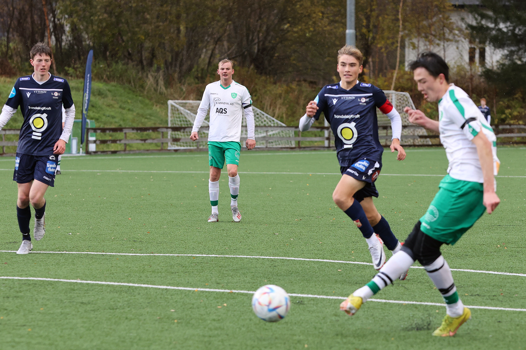Alexander Hoddø Breistrand la et perfekt innlegg, og kunne bare stå og se på at Lucas Haagensen satte den i mål.