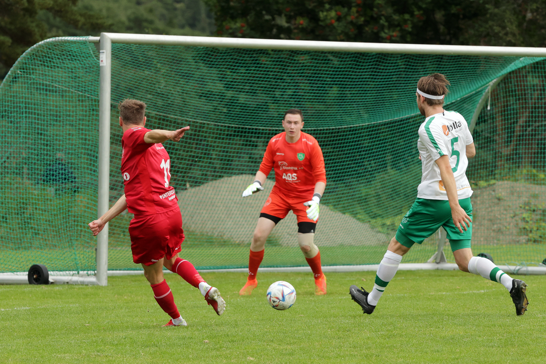 Mikael Dahle Strand sto st&oslash;dig i m&aring;l, og bidro sterkt til at det ble med det ene m&aring;let for R&oslash;rvik.