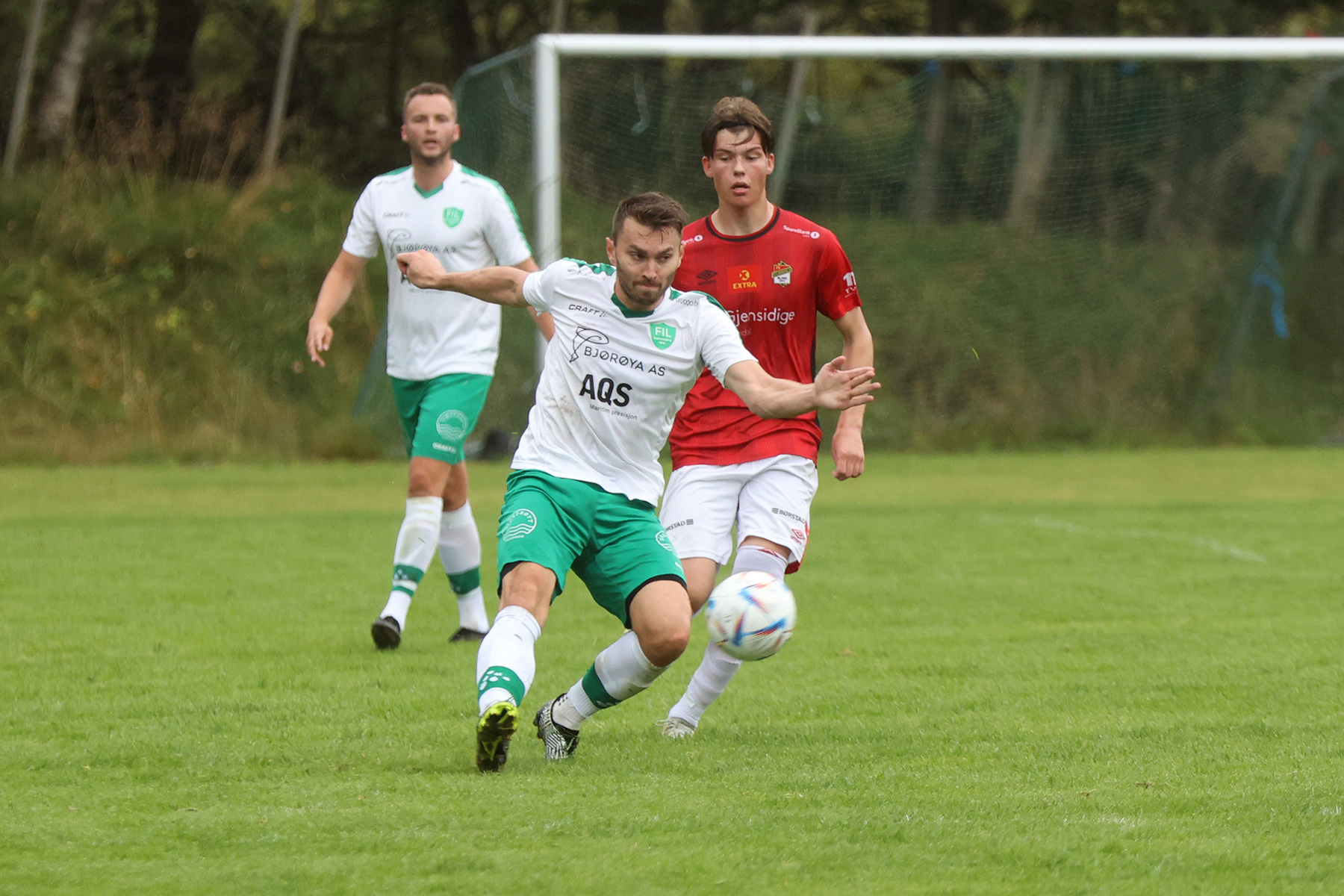 Thomas Einvik i duell.