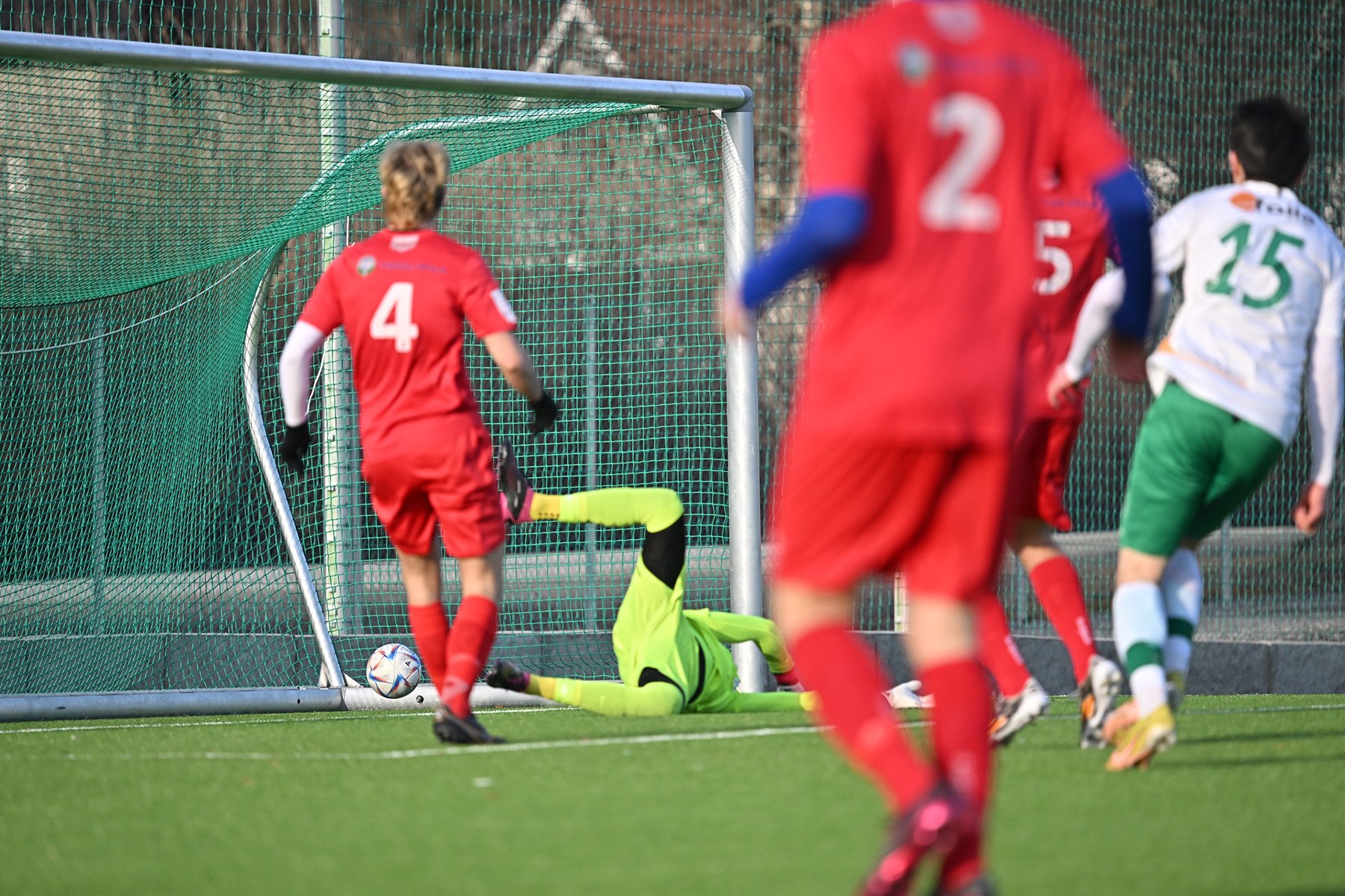 Lucas Haagensen skyter og Verdals keeper rekker ikke reagere. (Foto: Kristian Klocke Dahle)