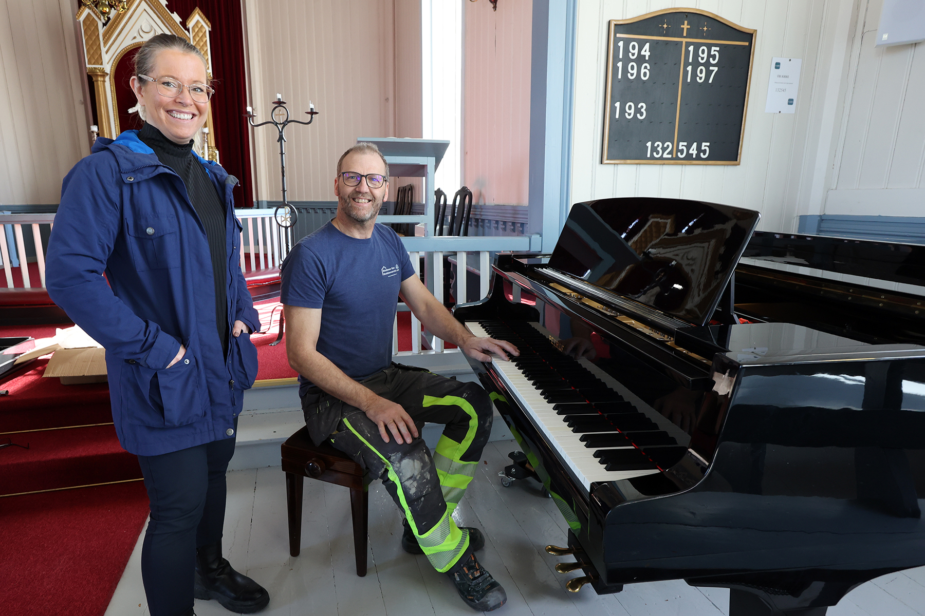 Kristin Einvik og Stein Moe hadde ikke trodd det skulle gå så fort, og takker politikerne for å ha hjulpet til med finansieringa.