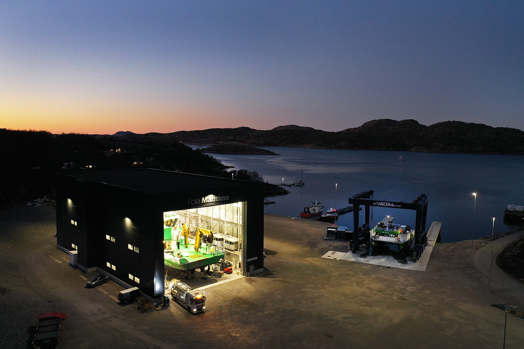 Folla Maritime tok i 2022 i bruk nye lokaler og ny b&aring;theis i Storlavika, hvor selskapet er leietaker.