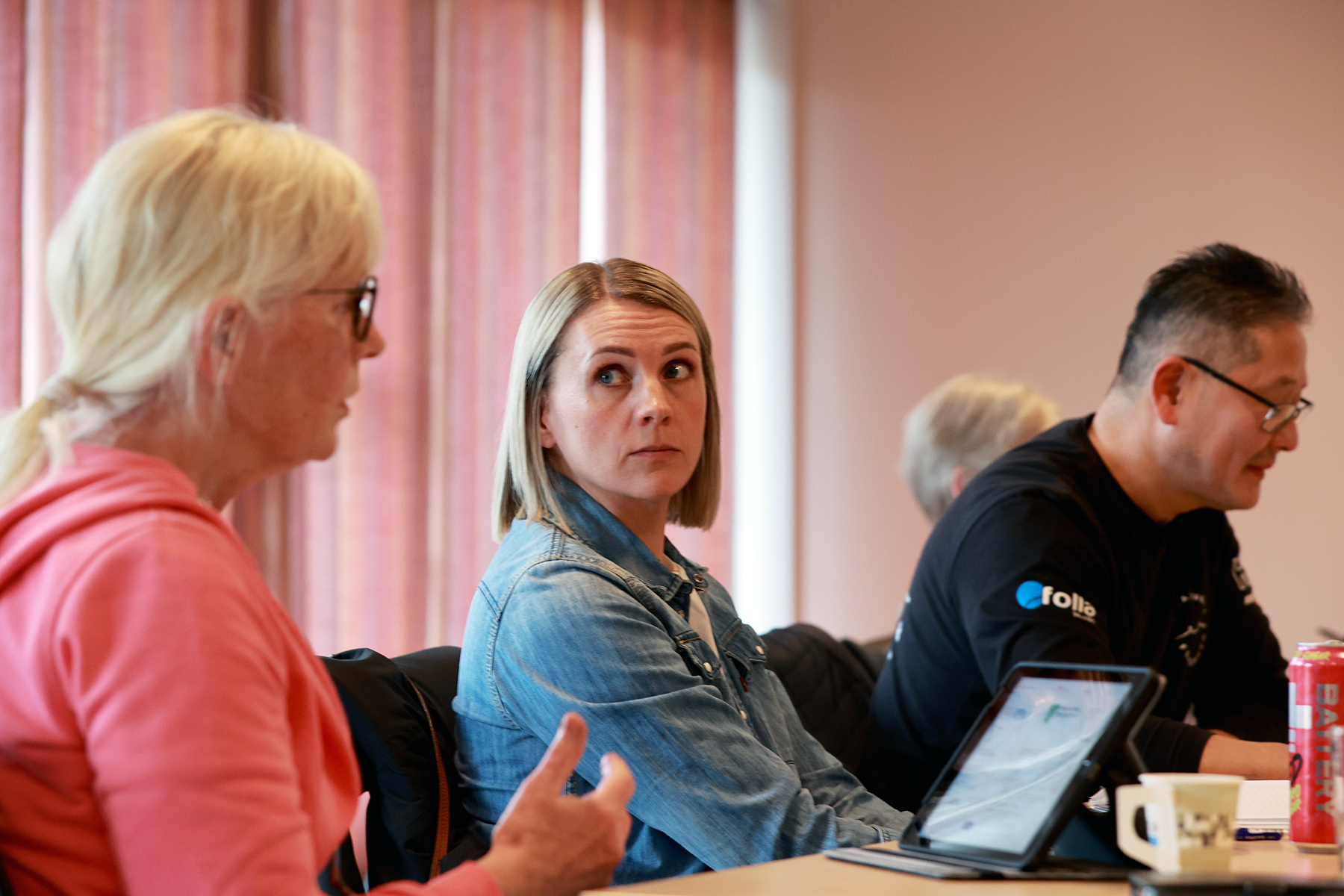 Aina Wibstad (i midten) mener det ikke er en kommunal oppgave &aring; bygge trapp. Ingeborg Hagerup var enig, mens Lars Haagensen ville st&oslash;tte prosjektet.