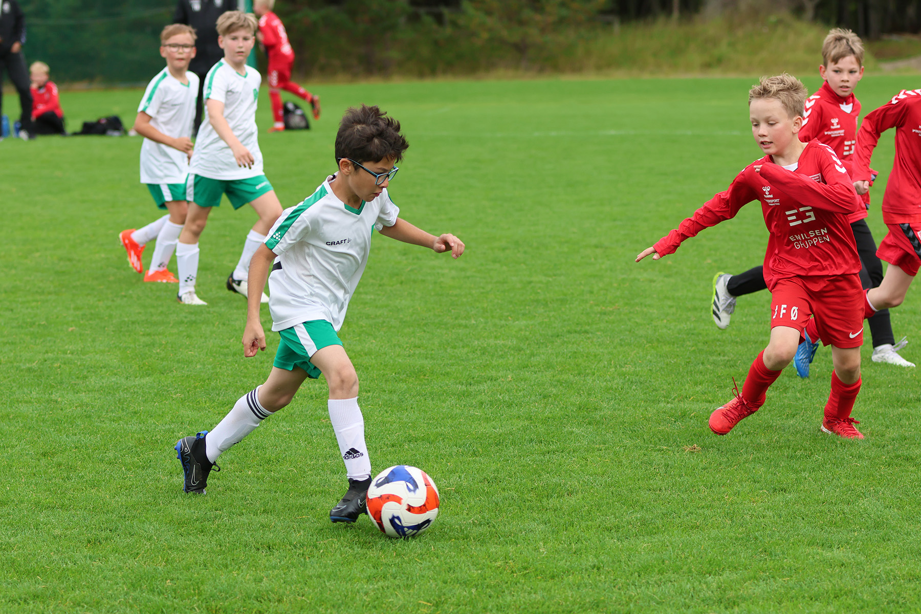 Allah med ballkontroll.