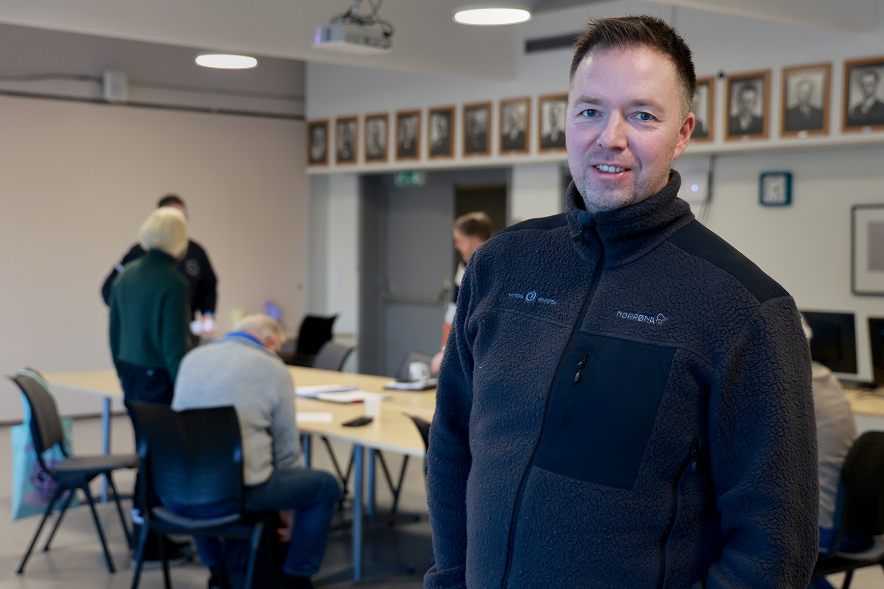 Geir-Tore Olsen i Namdal Rensefisk er glad for at formannskapet viser forståelse for de problemene sprengningene kan føre til for fiskevelferden og arbeidsplassene.