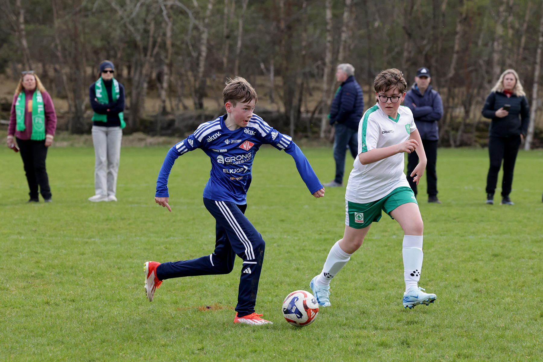 Elias i duell med en namsosspiller.