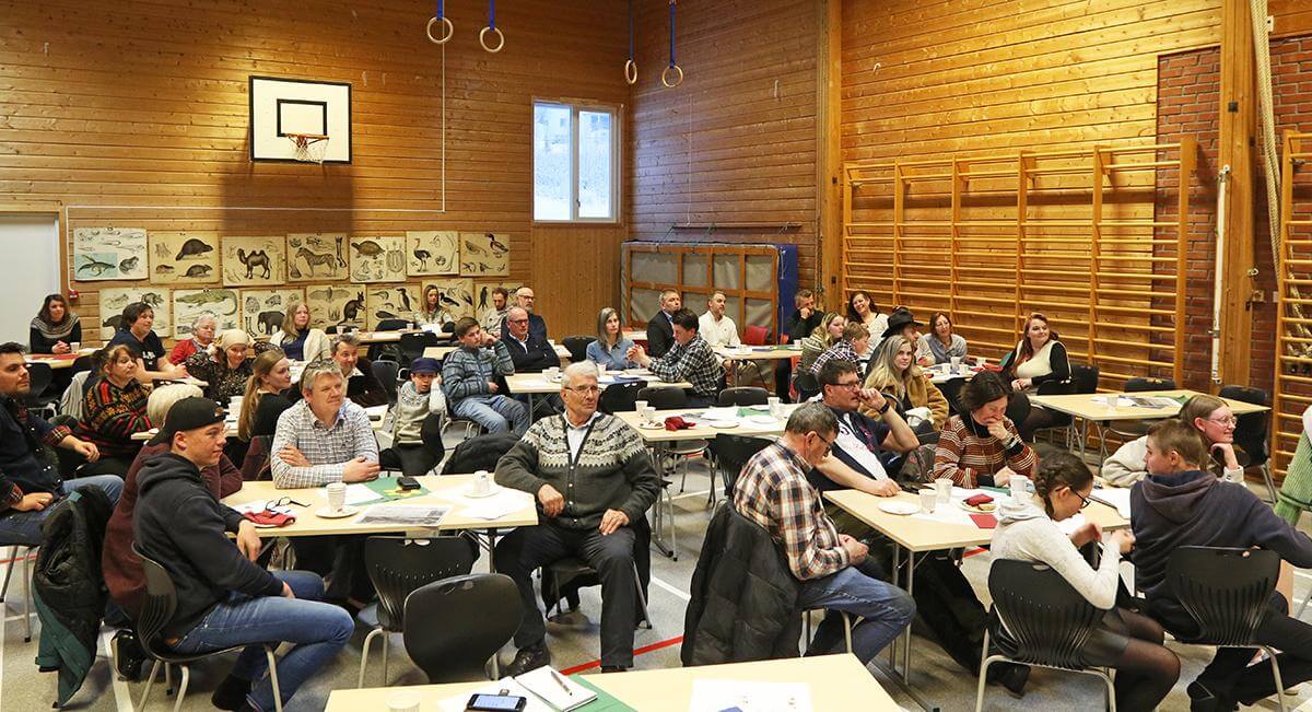 Fullsatt gymsal da Statland skole feiret sitt 110-årsjubileum.