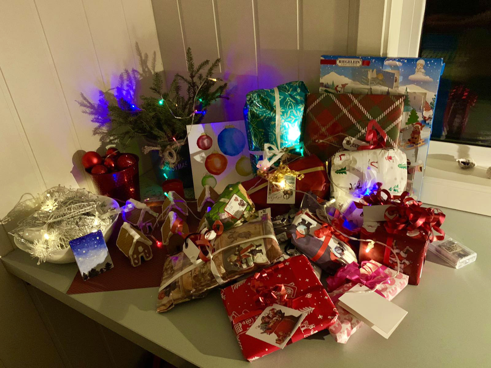 Alle barn fra Ukraina fikk mange pakker til jul i år. (Foto: Privat)