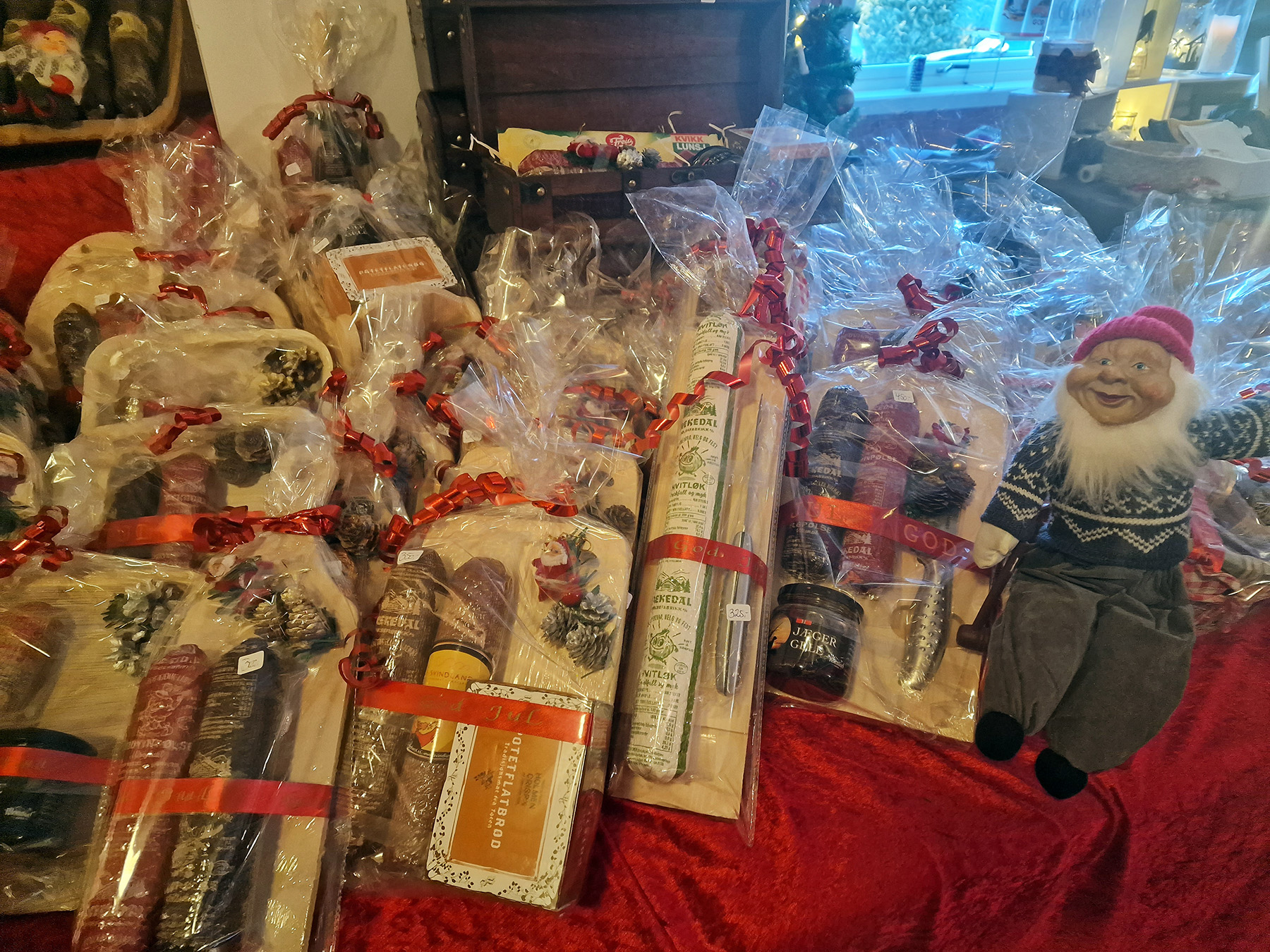 Snabben solgte spekemat til jul. (Foto: Solveig Monsen)