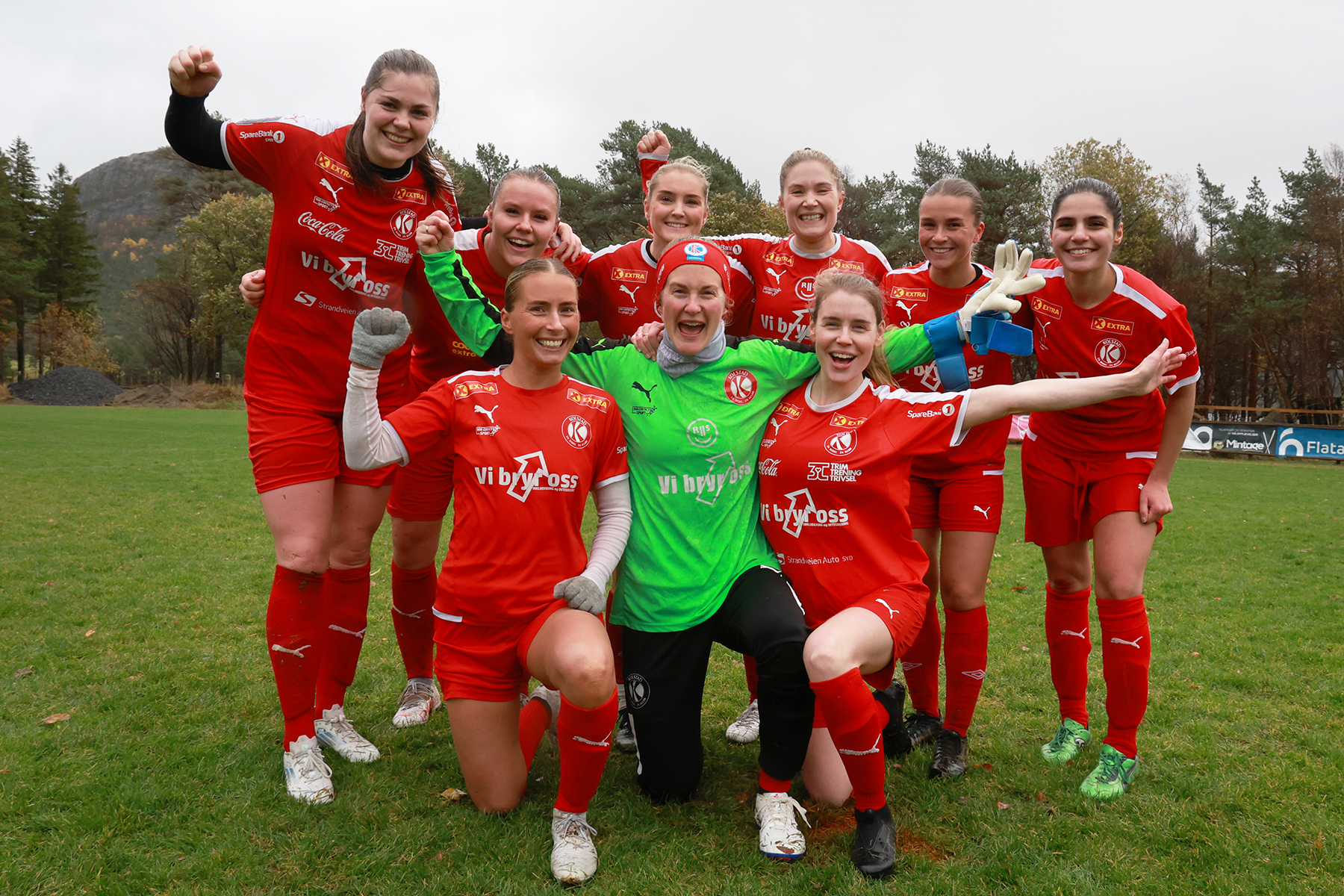 Kolstad kunne slippe jubelen l&oslash;s etter 4-0-seieren over Flatnager. For med to seiere i sluttspillet var det klart at Kolstad er &aring;rets kretsmester.