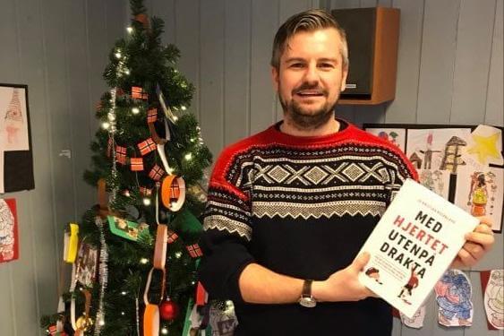 Jo Kristian Kvernland er imponert det som er skapt av fotball i Flatanger de siste åra, og har selv vært med på å tape mange kamper mot Flatanger. (Foto: Grete Folden)